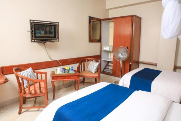 Paris Hotel Nairobi Exterior photo